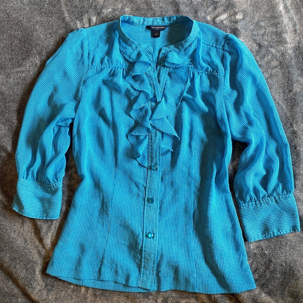 Banana Republic blue blouse